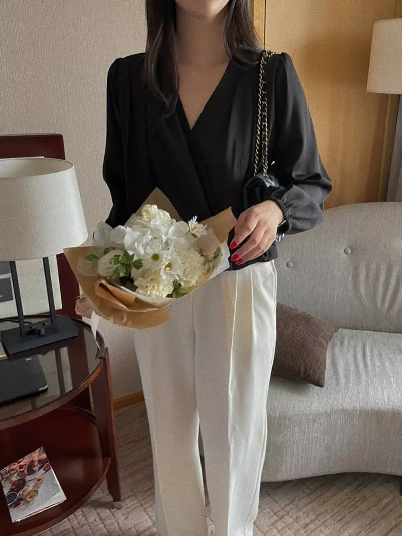 Magnet - Korean Women Fashion - #pursuepretty - Mone Wrap Blouse - 3