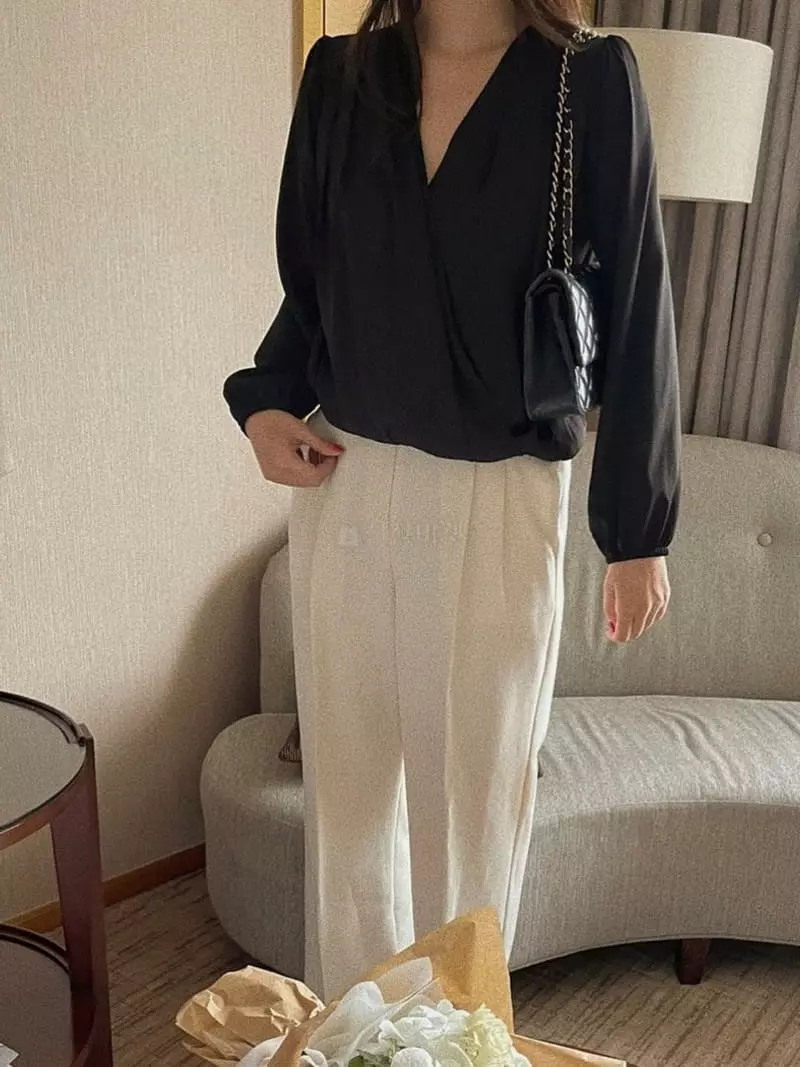 Magnet - Korean Women Fashion - #romanticstyle - Mone Wrap Blouse - 5