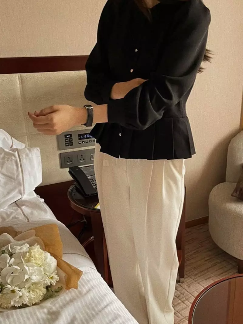 Magnet - Korean Women Fashion - #shopsmall - Pleats Blouse