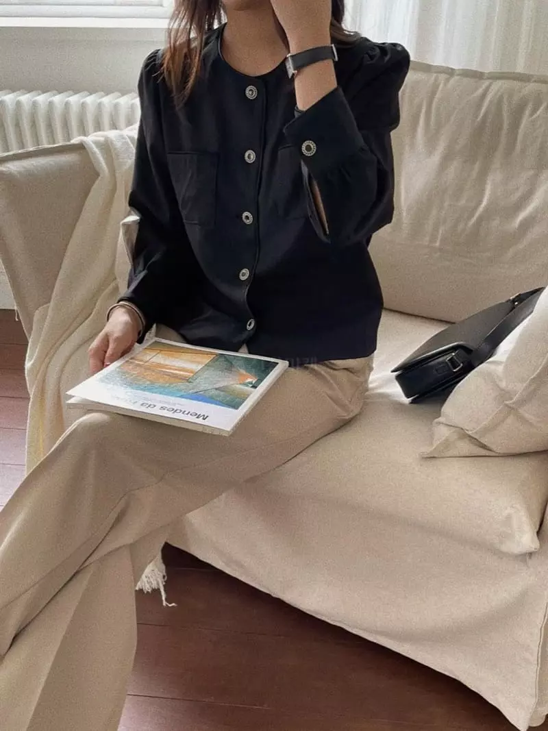 Magnet - Korean Women Fashion - #thelittlethings - Rain Line Blouse - 3