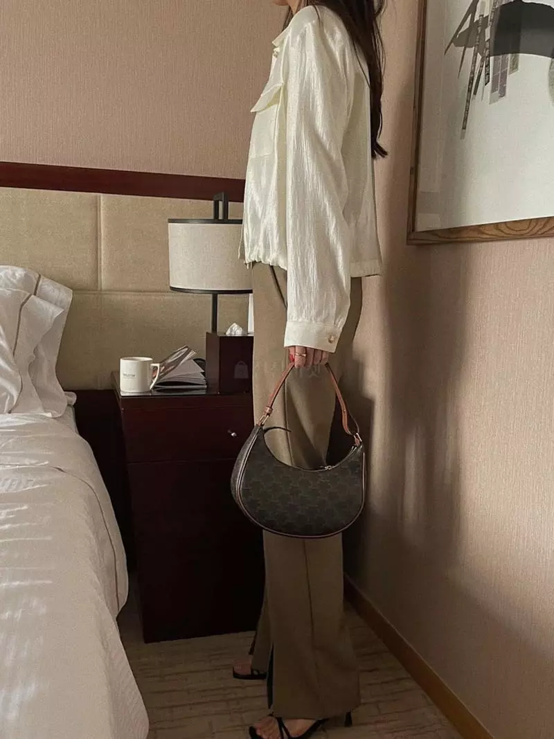 Magnet - Korean Women Fashion - #momslook - Front Slit Pants - 4
