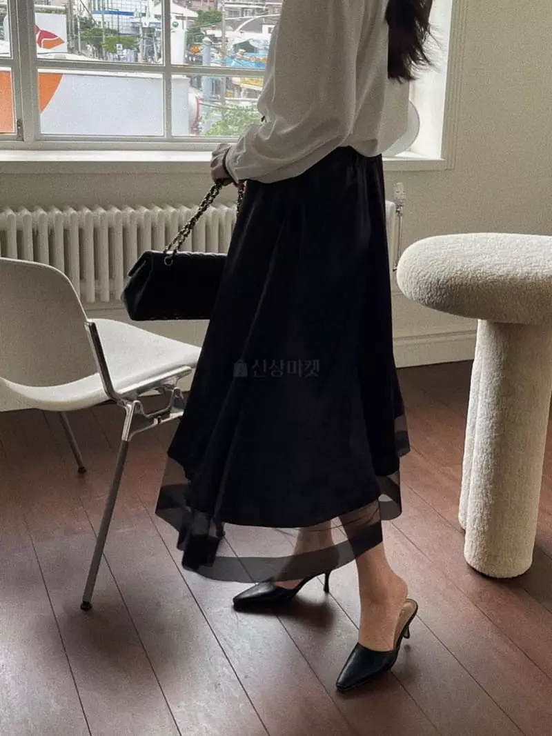 Magnet - Korean Women Fashion - #momslook - Satin Sha Skirt - 4