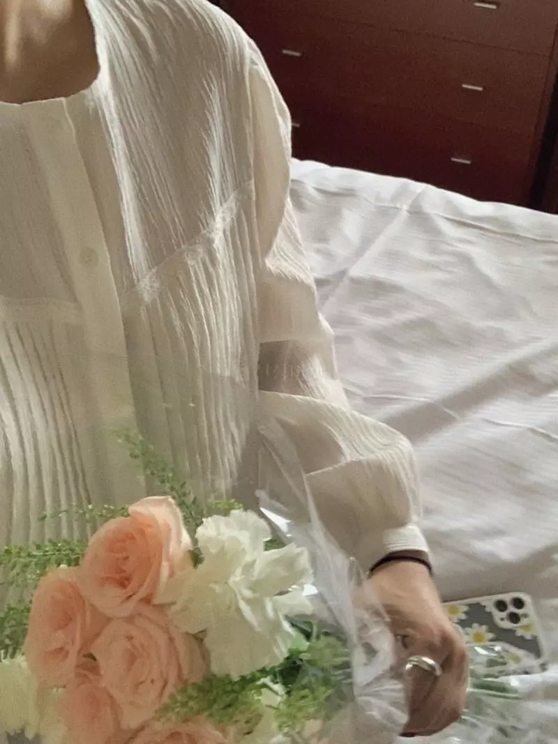Magnet - Korean Women Fashion - #womensfashion - Melbourne Blouse - 11