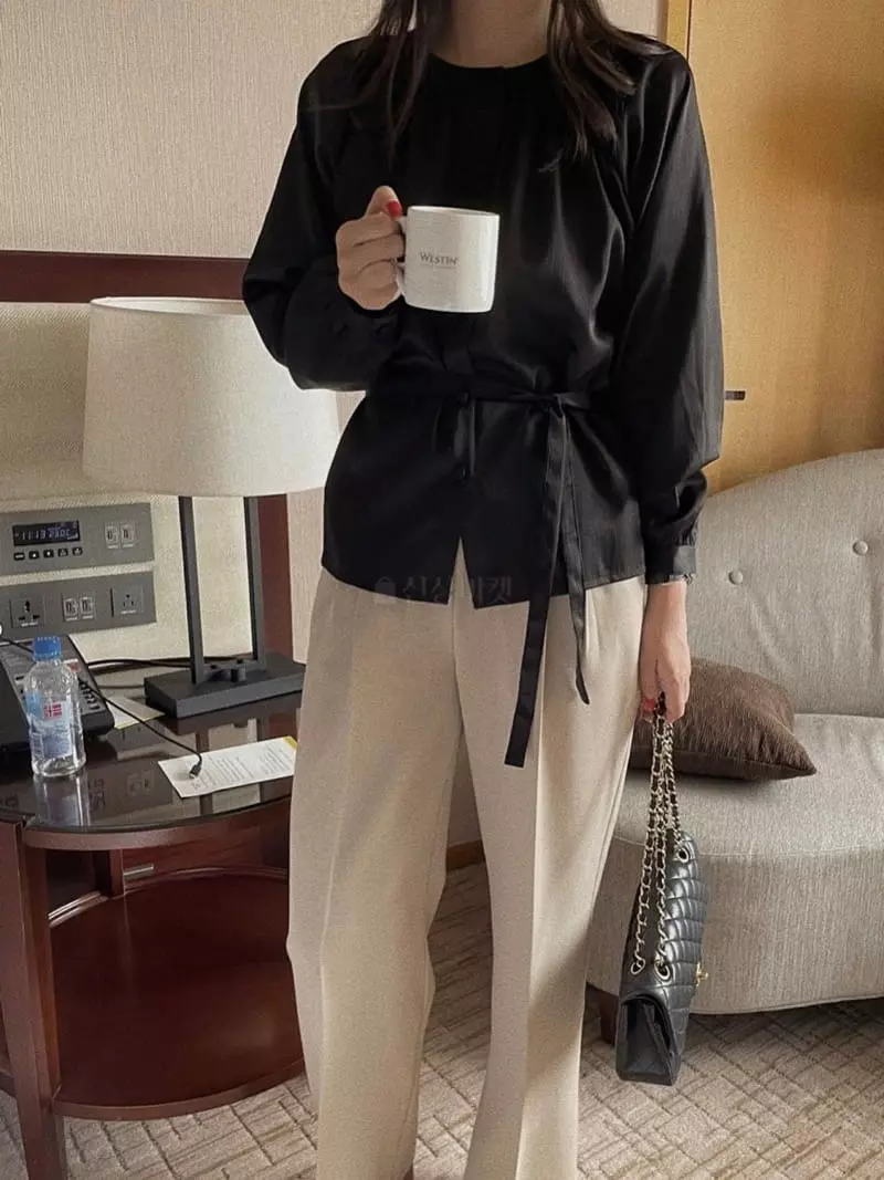 Magnet - Korean Women Fashion - #womensfashion - Raon Blouse - 5