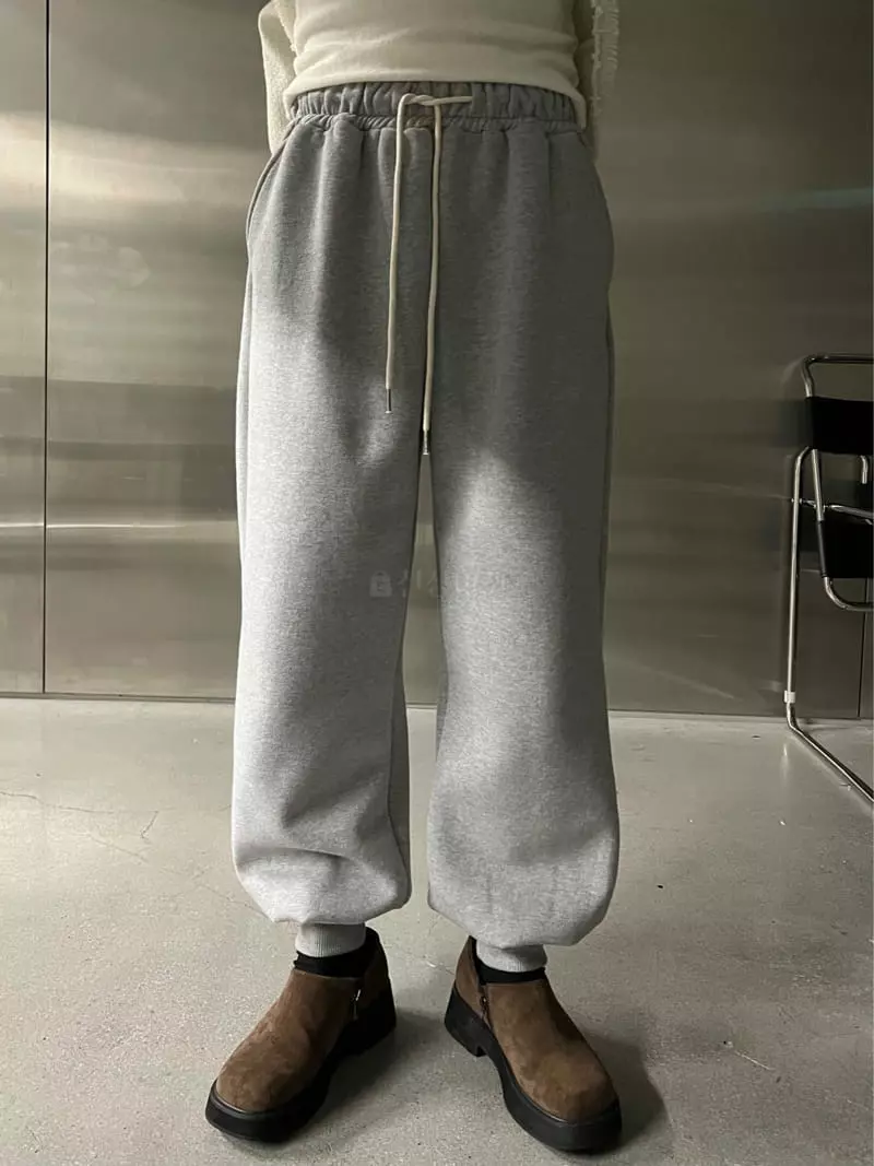 Maint - Korean Women Fashion - #momslook - Fleece Lip Pants - 2