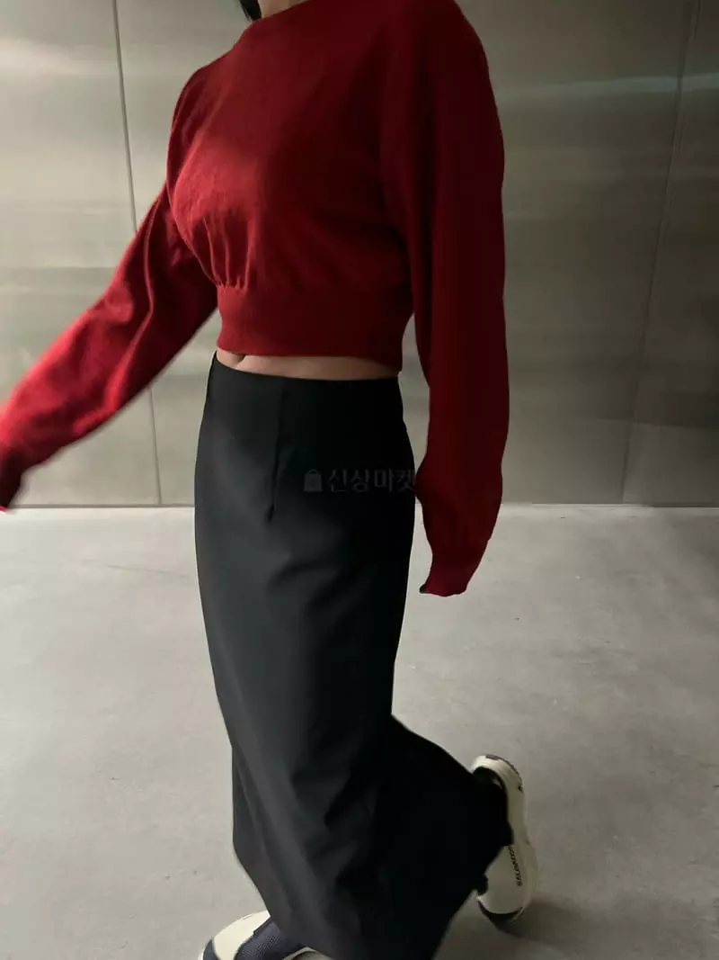 Maint - Korean Women Fashion - #womensfashion - Crop Knit Tee - 11