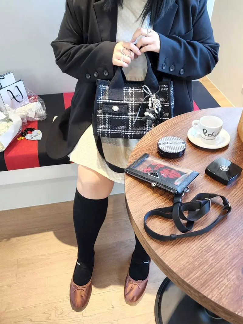 Makomaki - Korean Women Fashion - #momslook - Twid Button Bag - 3