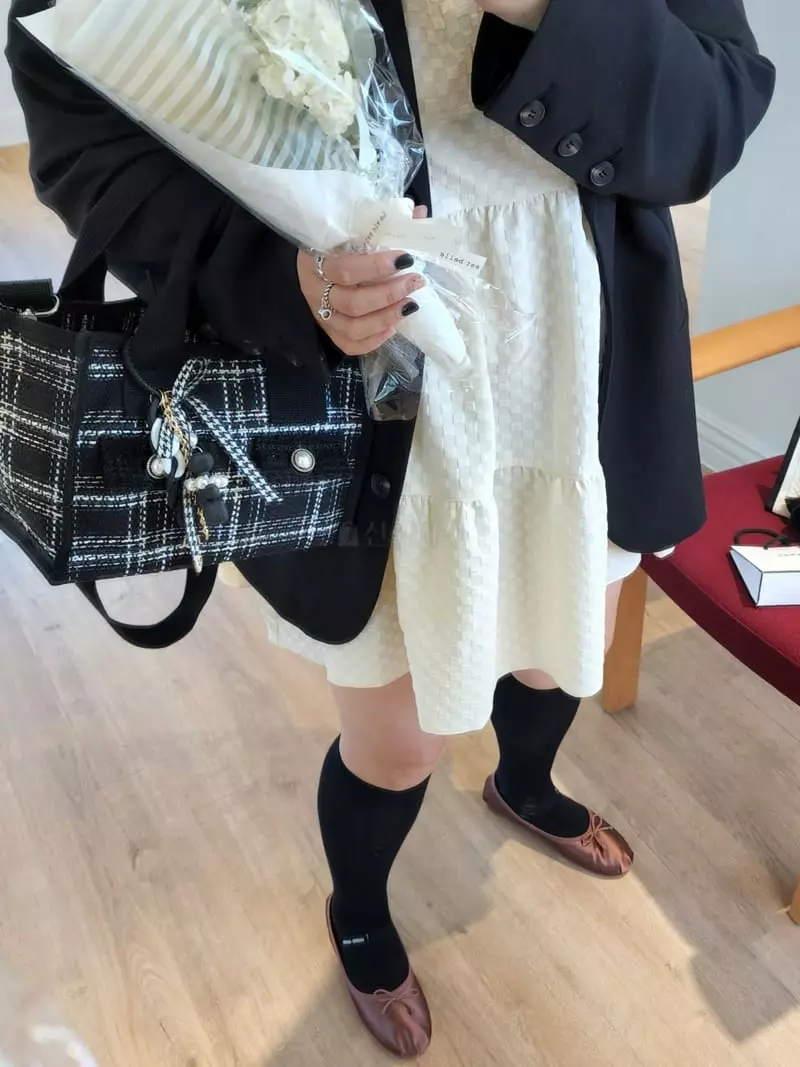 Makomaki - Korean Women Fashion - #momslook - Twid Button Bag - 4
