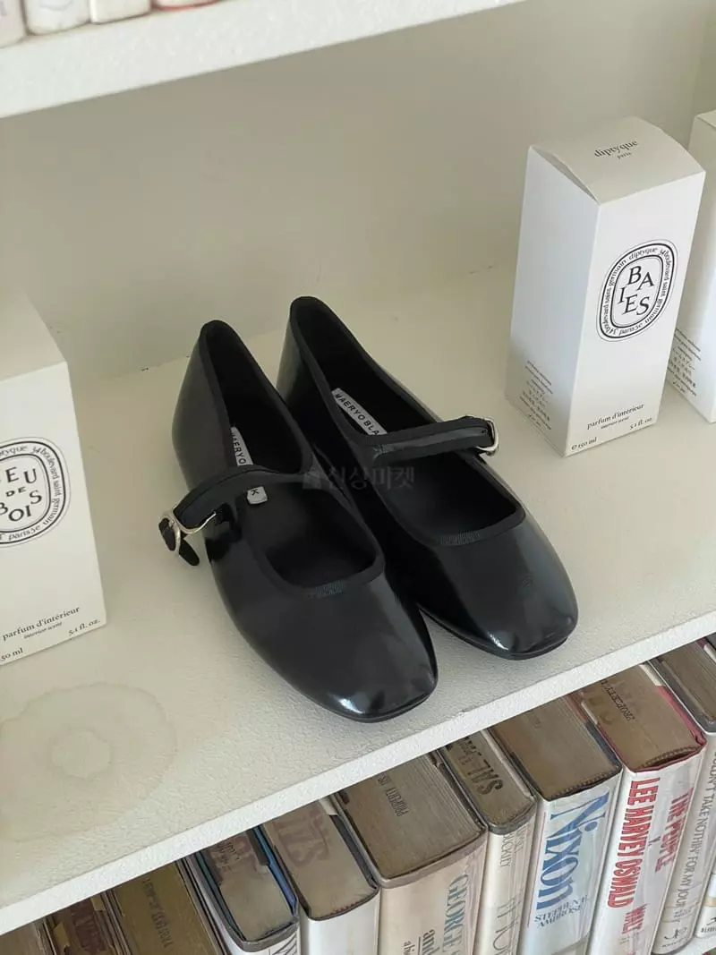 Marie - Korean Women Fashion - #momslook - 102 Flats - 3
