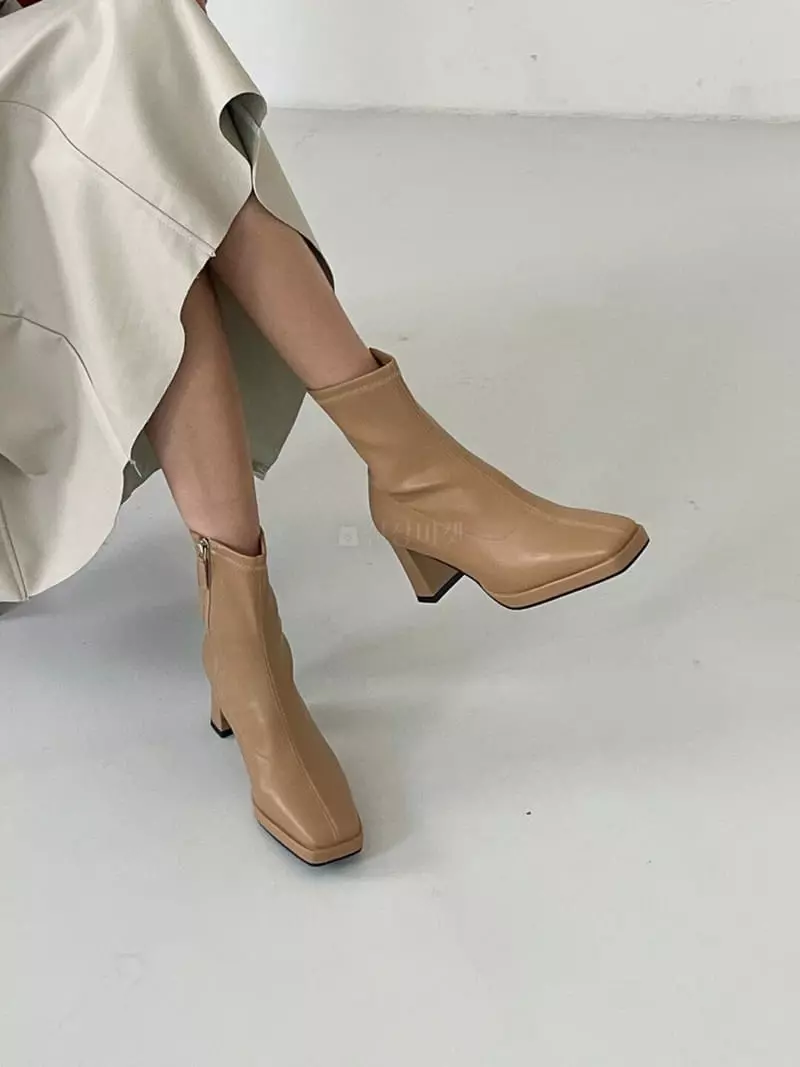 Marie - Korean Women Fashion - #momslook - u1124 Boots - 10