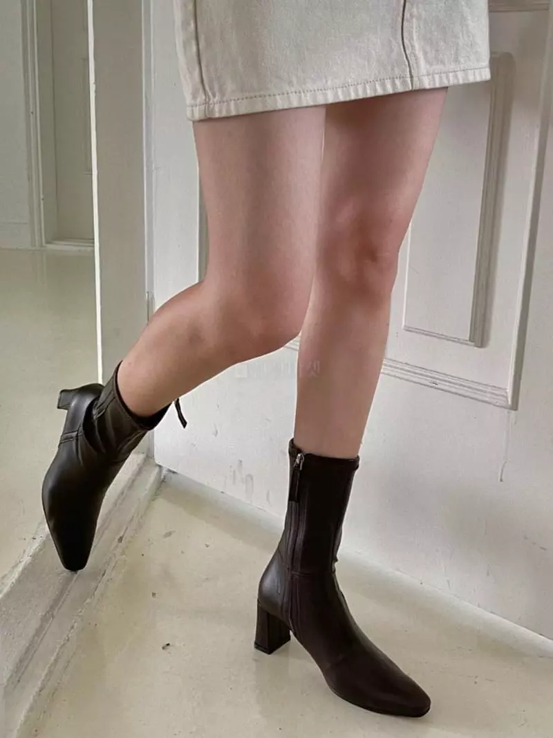 Marie - Korean Women Fashion - #romanticstyle - 1073u Boots - 12