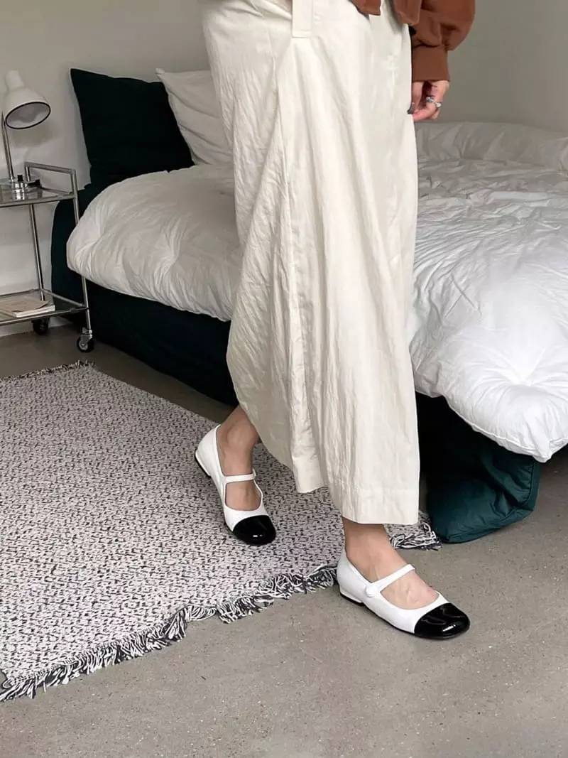 Marie - Korean Women Fashion - #restrostyle - 254r Flats - 4