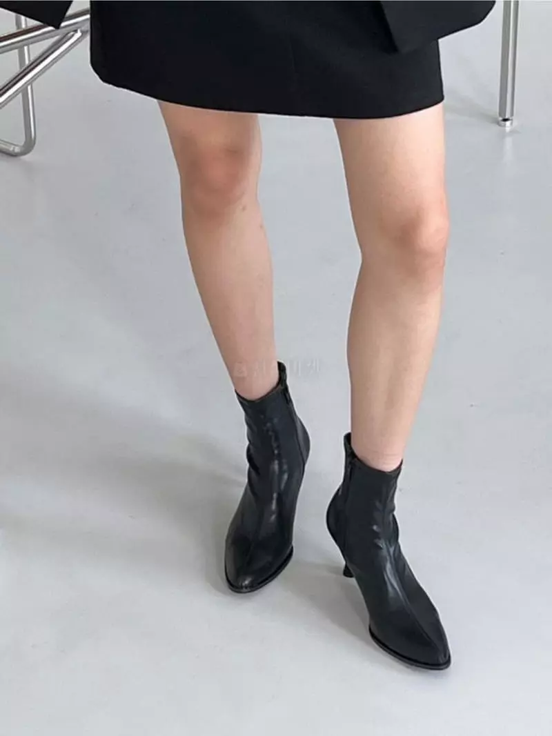 Marie - Korean Women Fashion - #womensfashion - 1104u Boots