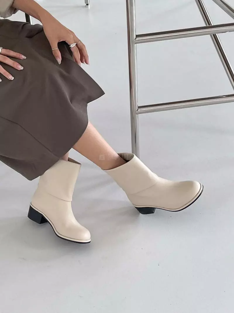Marie - Korean Women Fashion - #womensfashion - 220r Boots - 10