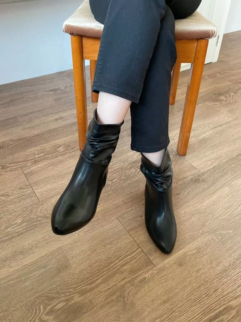 Marie - Korean Women Fashion - #womensfashion - 215r Boots - 9