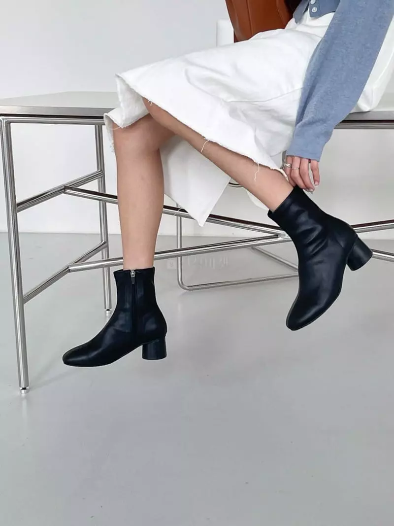 Marie - Korean Women Fashion - #womensfashion - 212 Boots - 10
