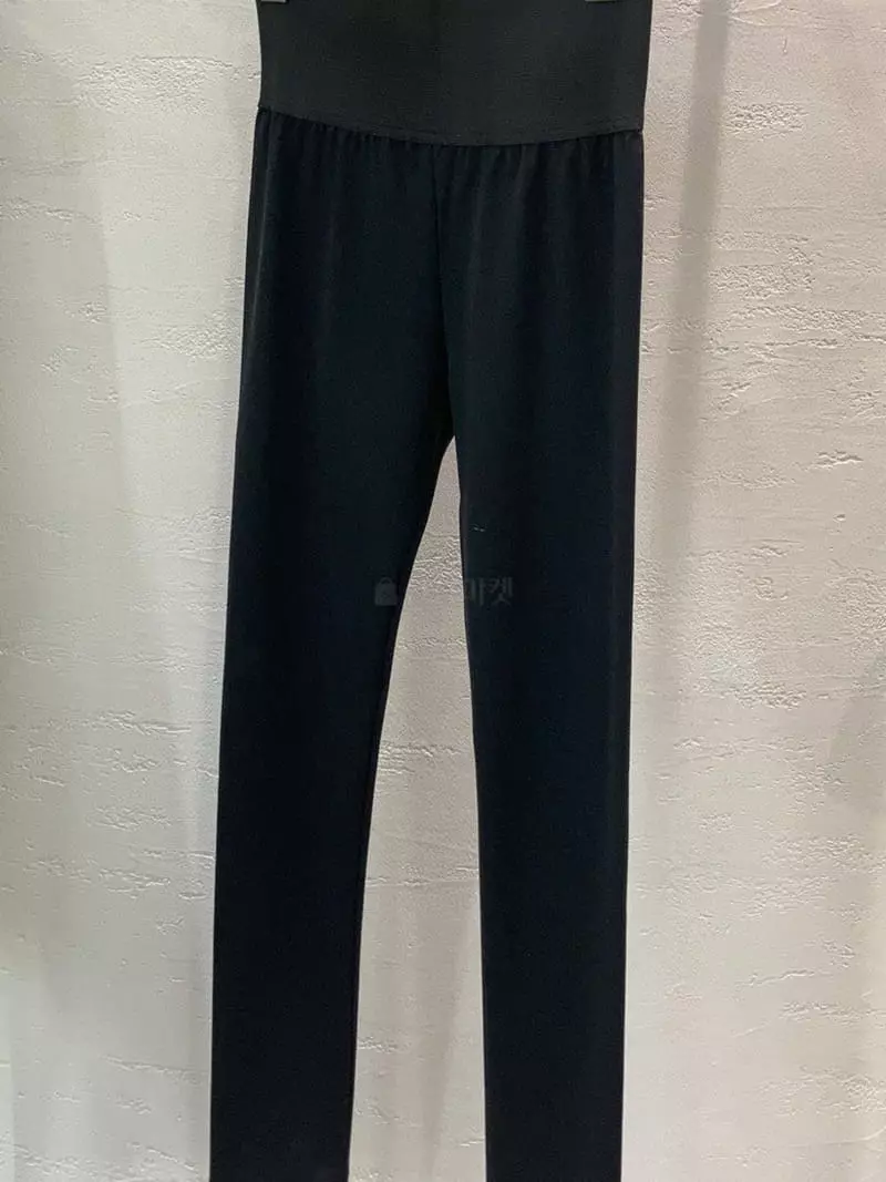 Marron - Korean Women Fashion - #thelittlethings - Band Leggings - 2