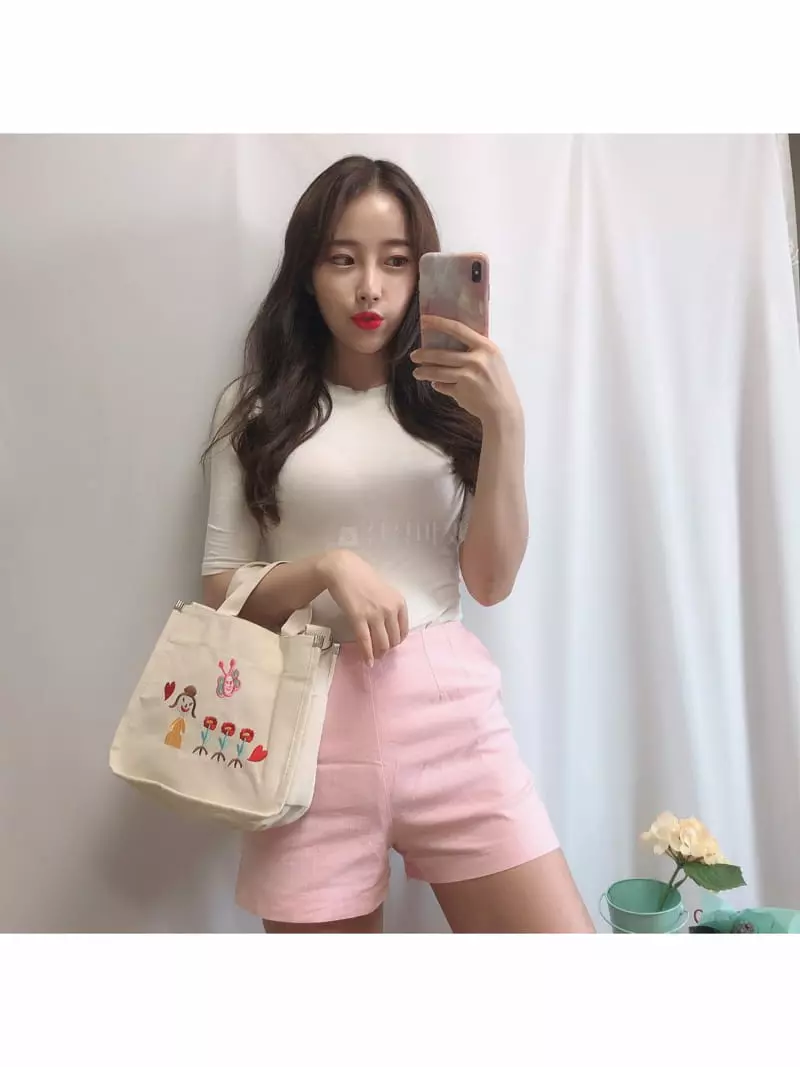 Megoshop - Korean Women Fashion - #momslook - Canvas Embroidery Mini Bag - 2