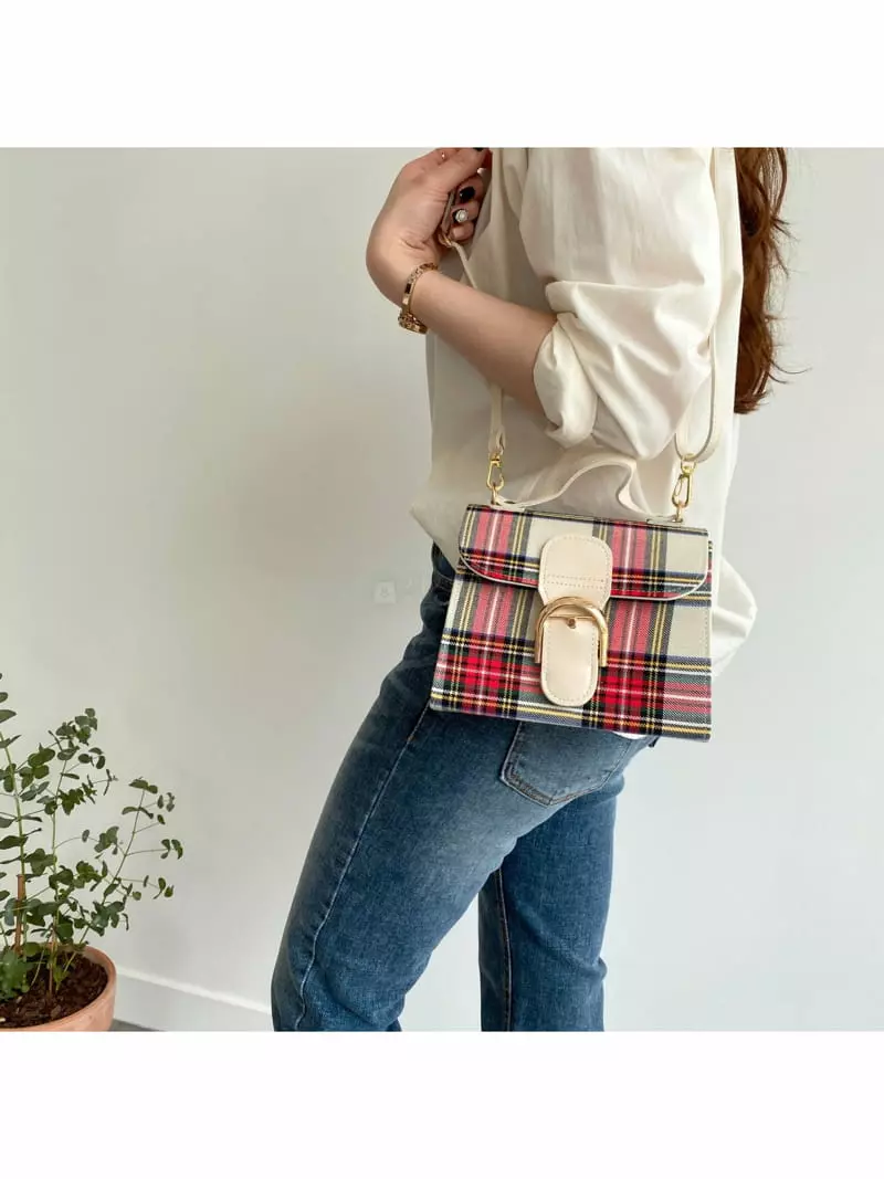 Megoshop - Korean Women Fashion - #momslook - Center Buckle Check Bag - 3