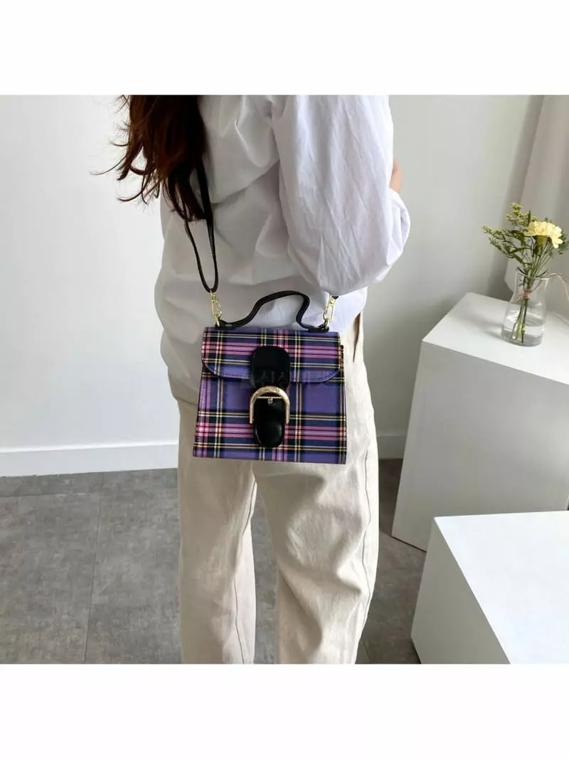 Megoshop - Korean Women Fashion - #momslook - Center Buckle Check Bag - 9