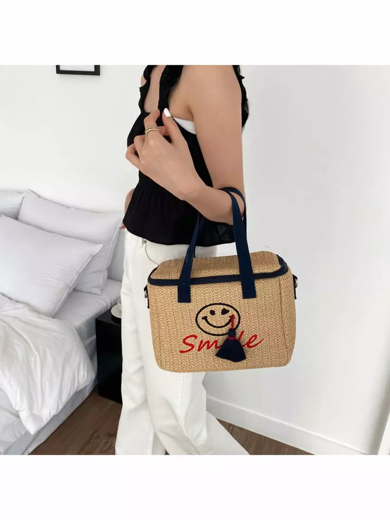 Megoshop - Korean Women Fashion - #momslook - Biscos Smile Cooler Bag - 2