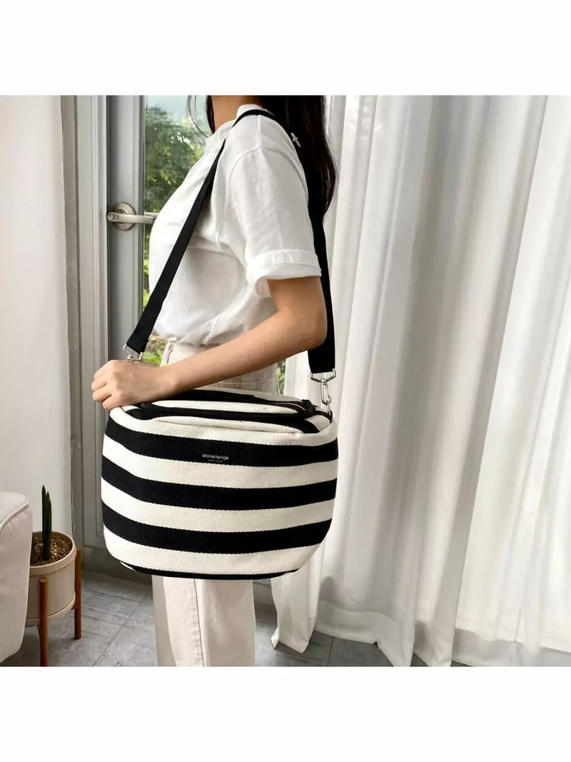 Megoshop - Korean Women Fashion - #momslook - Stripes Cooler D Bag - 5