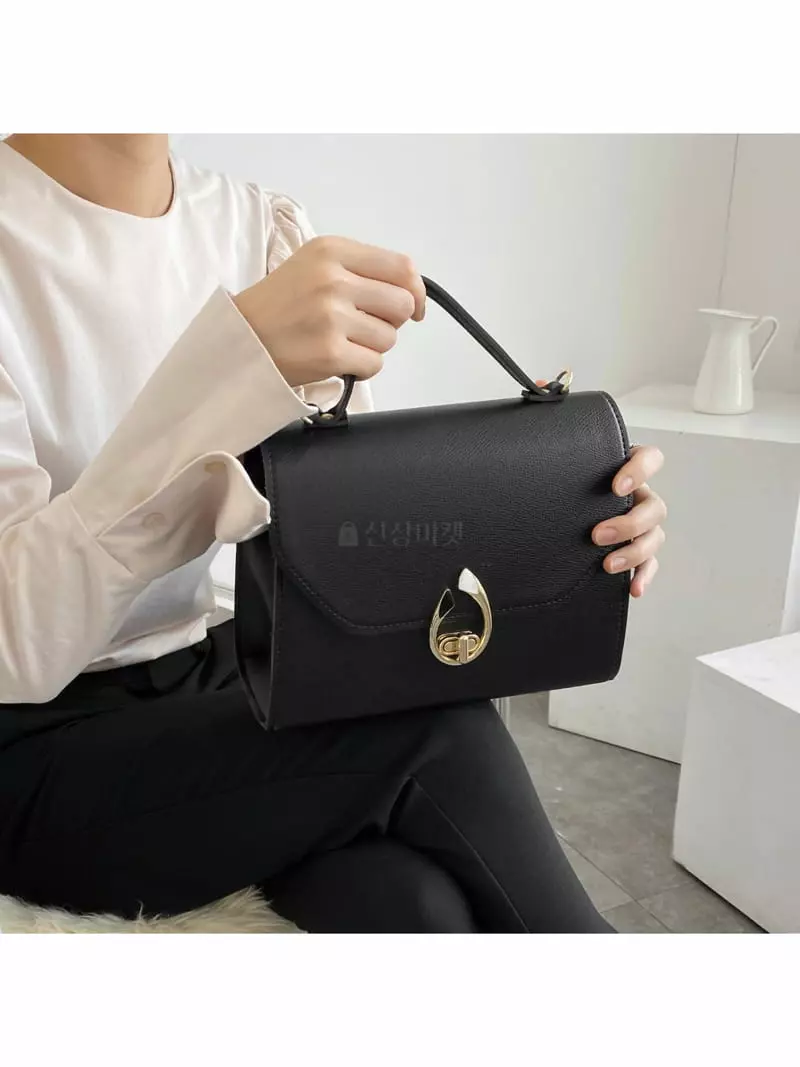 Megoshop - Korean Women Fashion - #romanticstyle - Black White Bag - 11