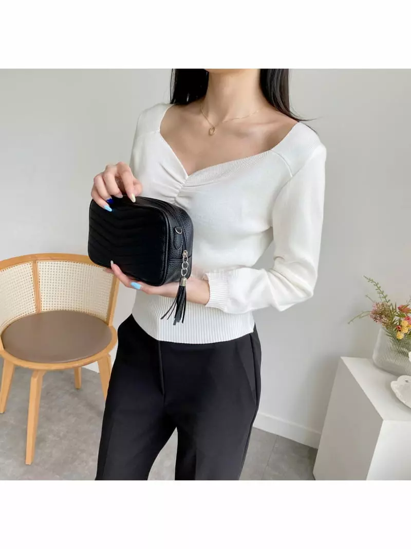 Megoshop - Korean Women Fashion - #shopsmall - V Sqaure Quilting Bag - 11