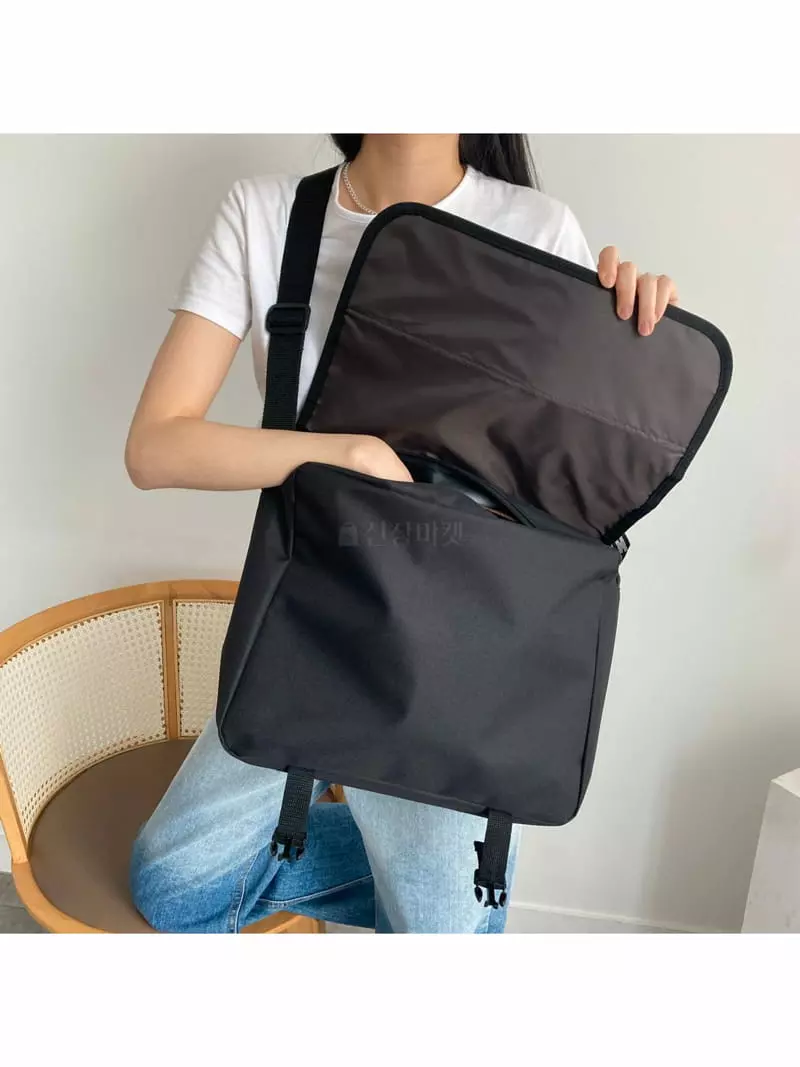 Megoshop - Korean Women Fashion - #vintageinspired - Boy Strap Bag - 5