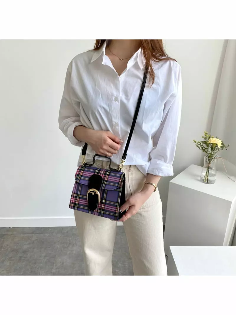 Megoshop - Korean Women Fashion - #vintagekidsstyle - Center Buckle Check Bag - 12