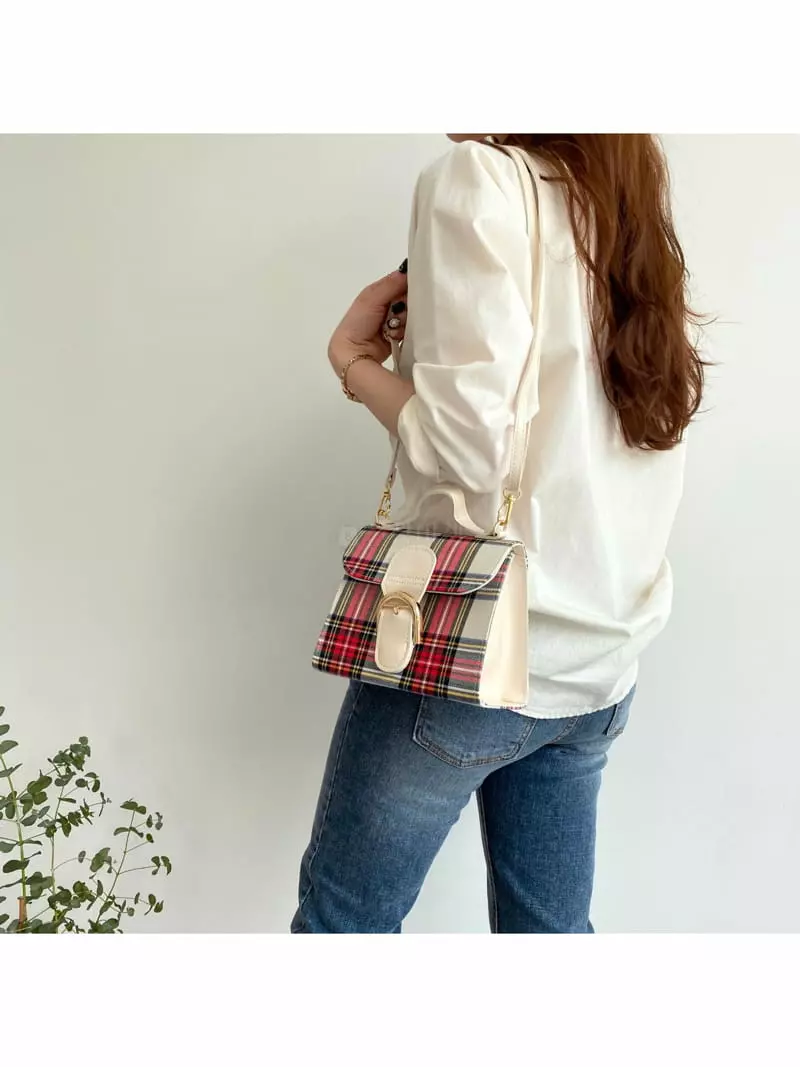 Megoshop - Korean Women Fashion - #momslook - Center Buckle Check Bag - 4