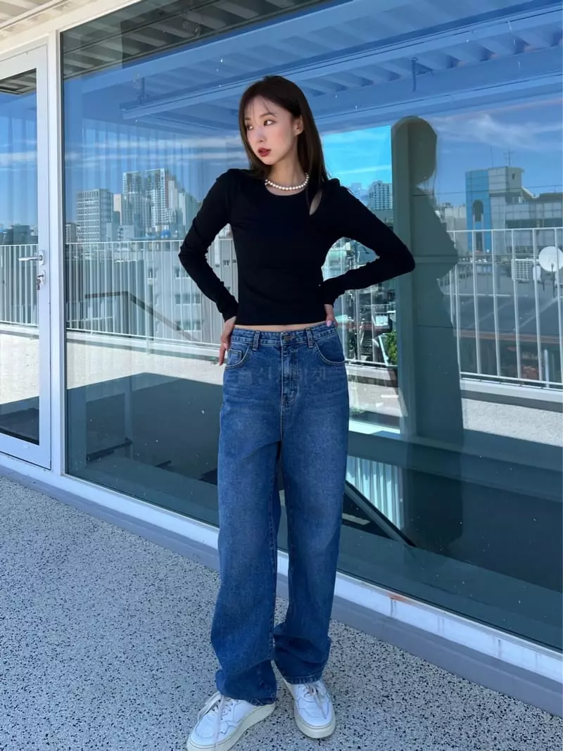 Mellor - Korean Women Fashion - #womensfashion - Cut Out Tee