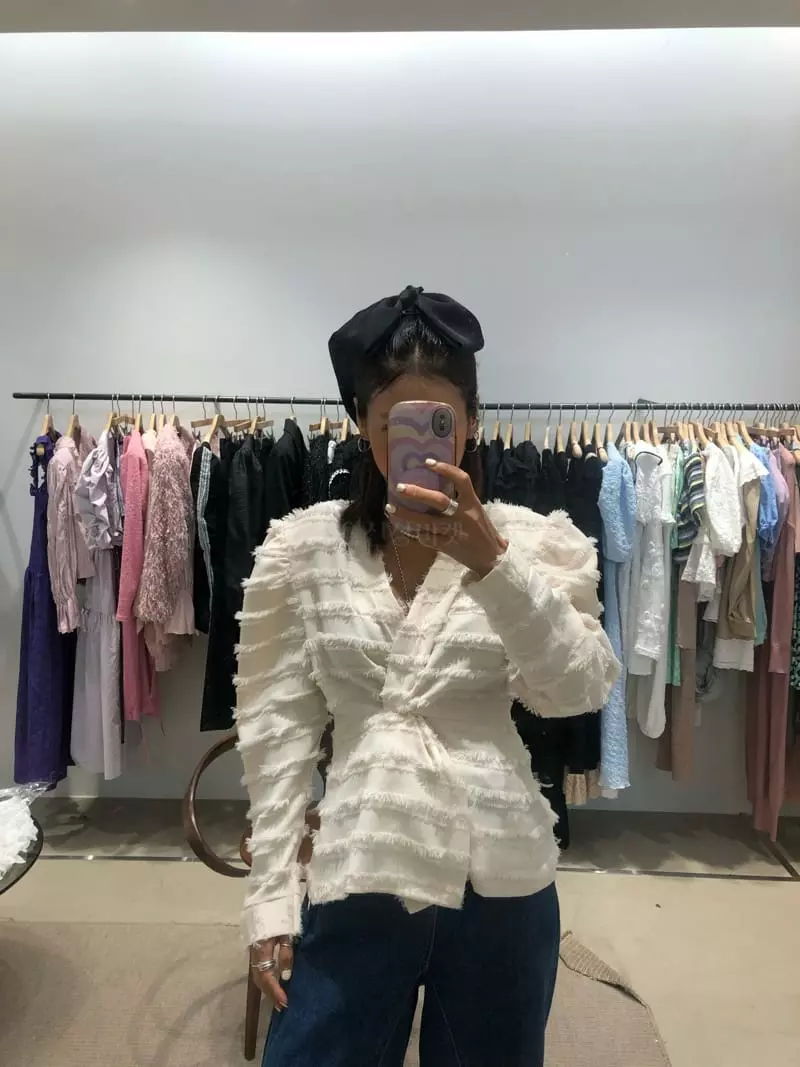 Melted - Korean Women Fashion - #womensfashion - Girl Blouse - 6