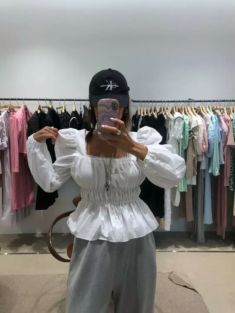 Melted - Korean Women Fashion - #womensfashion - Lace Berry Blouse - 10