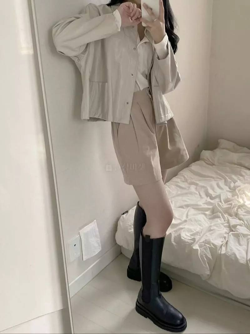 Mer - Korean Women Fashion - #womensfashion - Rib Shorts - 8