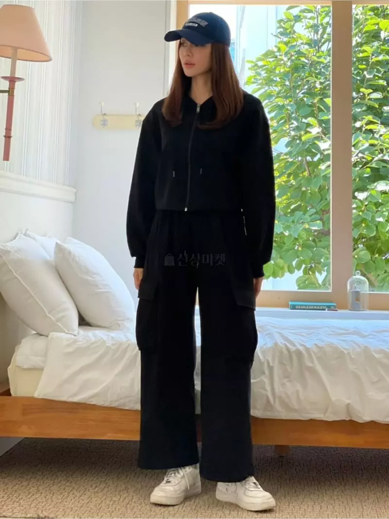 Moheli - Korean Women Fashion - #shopsmall - Mark Hoody Zip-up - 2