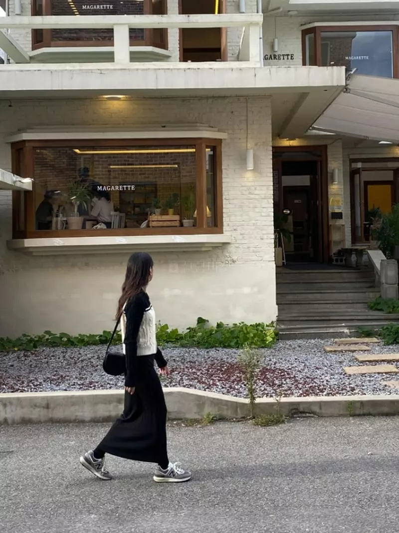 Moment - Korean Women Fashion - #womensfashion - Loni Long Skirt - 4