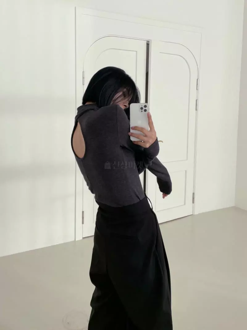 Moment - Korean Women Fashion - #momslook - Rain Turtleneck Tee - 5