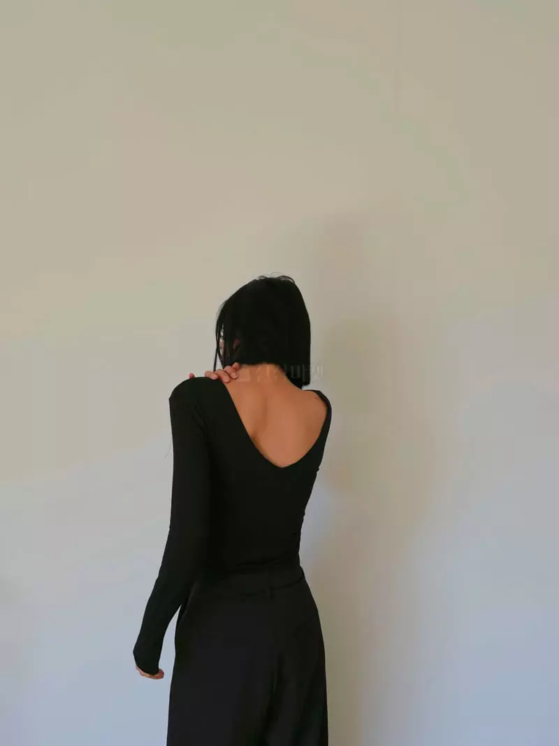 Moment - Korean Women Fashion - #momslook - Need Slit Tee - 7