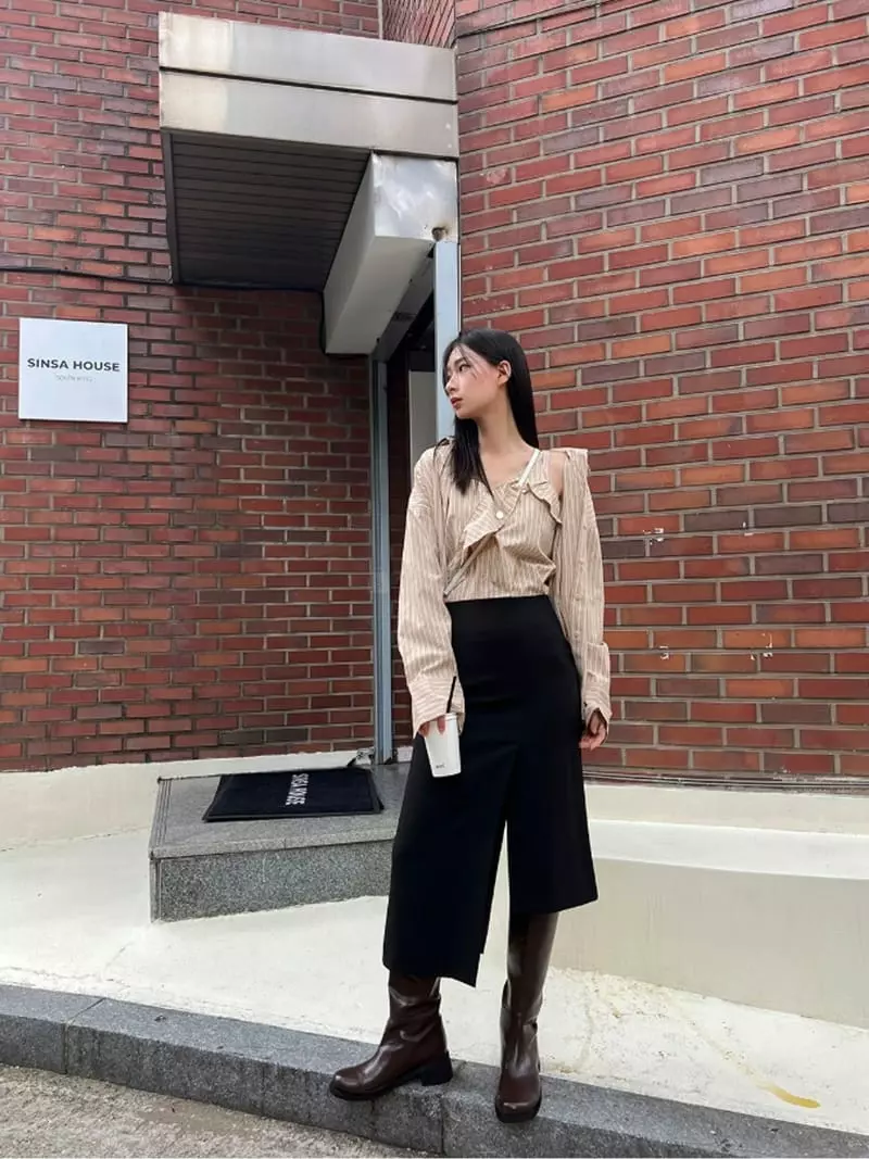Moment - Korean Women Fashion - #thelittlethings - Ant Unbal Skirt - 2