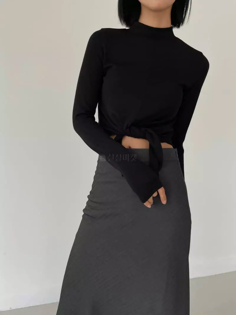Moment - Korean Women Fashion - #womensfashion - Sig Twist Tee - 5