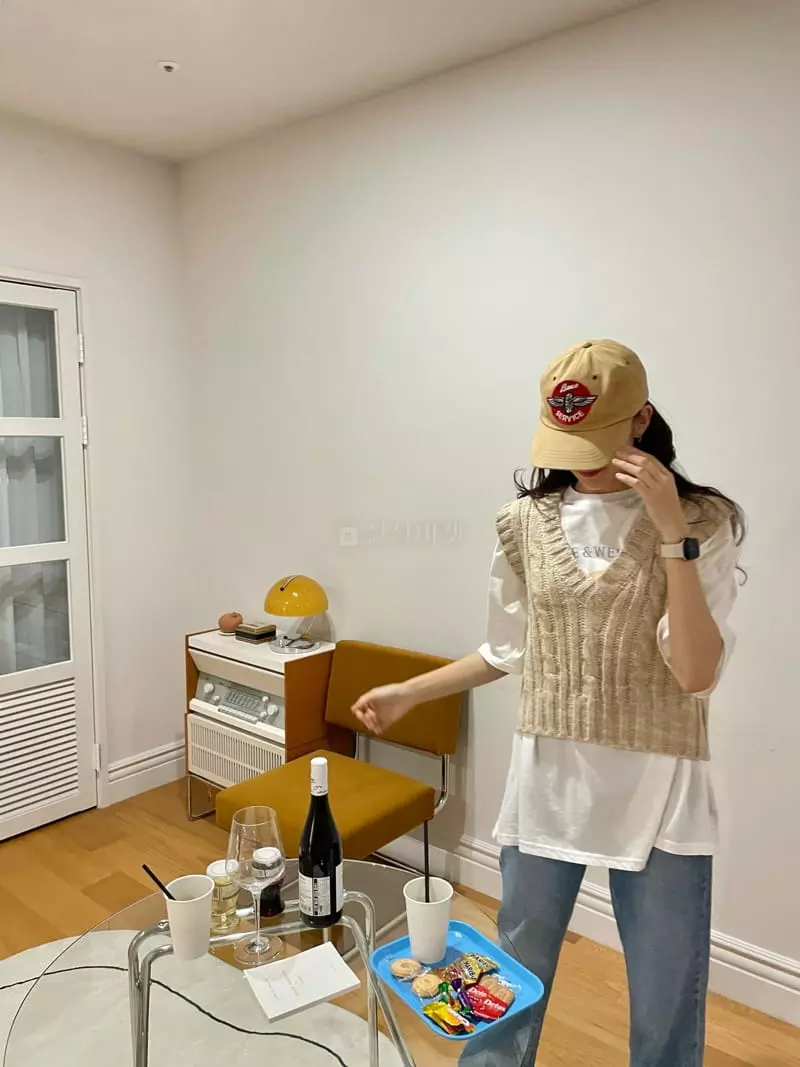 Monosenso - Korean Women Fashion - #womensfashion - Twist Knit Vest - 4