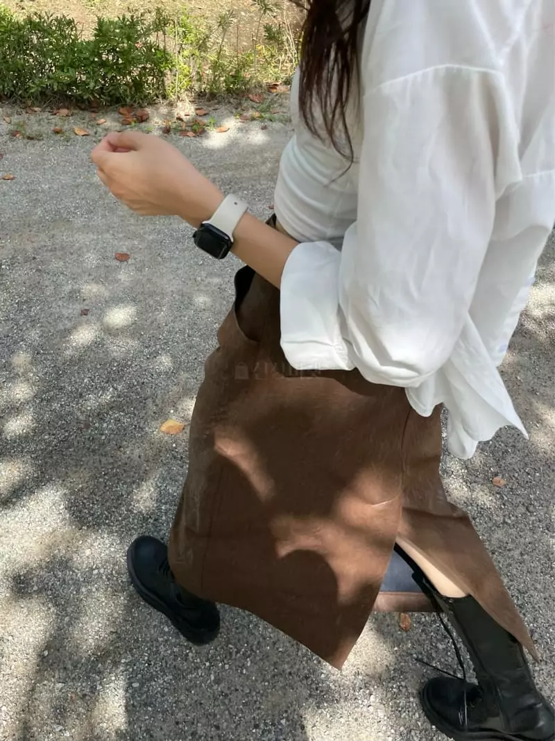 Monosenso - Korean Women Fashion - #momslook - Shine Slit Skirt - 5