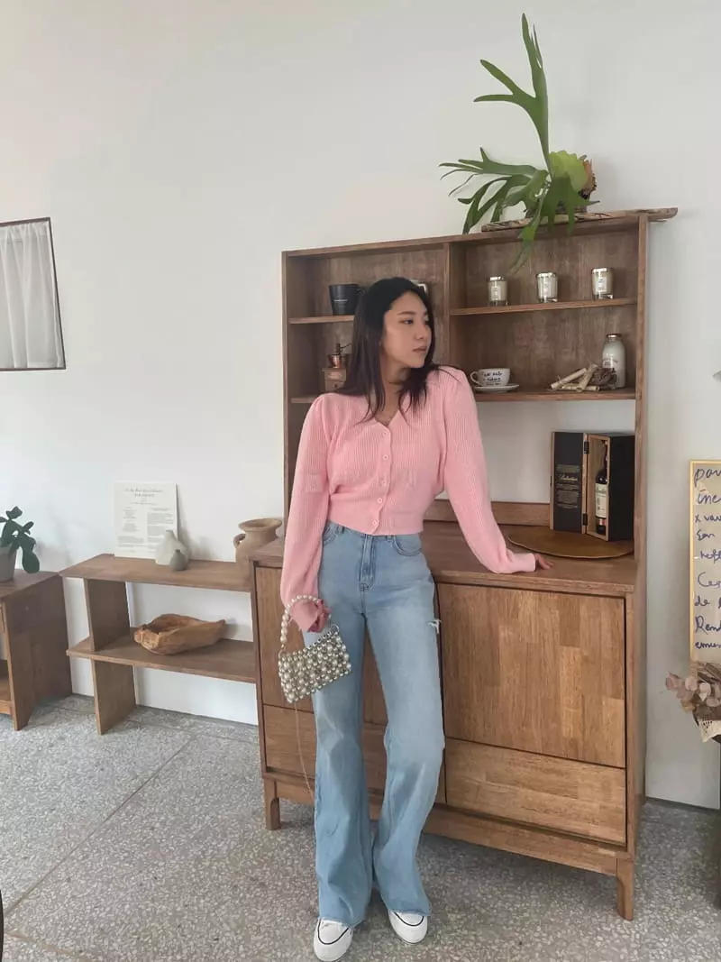 Monosenso - Korean Women Fashion - #momslook - V Neck Crop Cardigan - 3