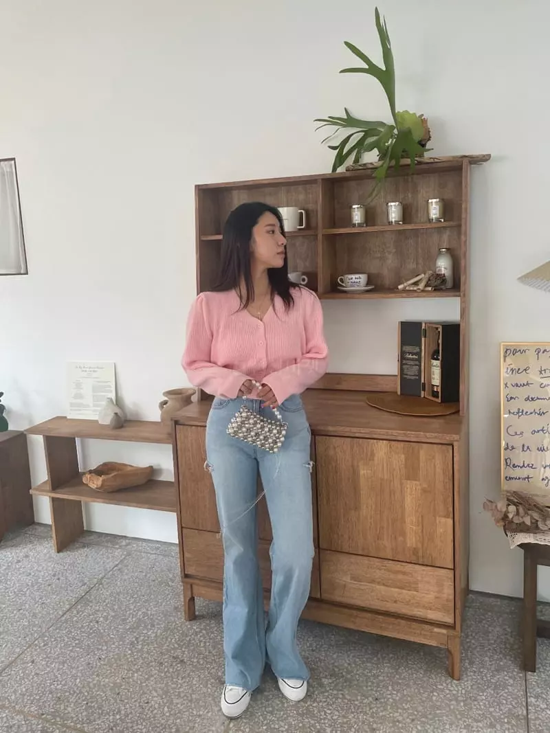 Monosenso - Korean Women Fashion - #momslook - V Neck Crop Cardigan - 4