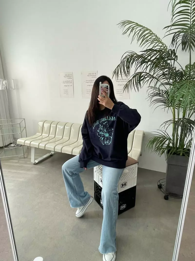 Monosenso - Korean Women Fashion - #pursuepretty - Malibu Sweatshirt - 4