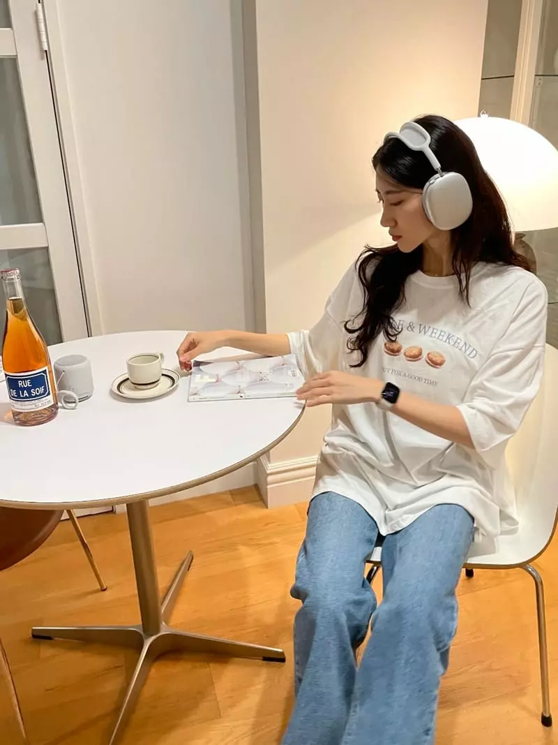 Monosenso - Korean Women Fashion - #romanticstyle - Bagle Slit Tee - 8