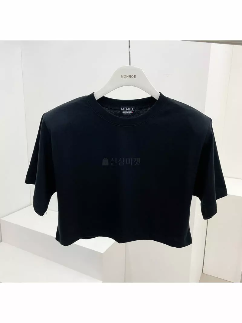 Monroe - Korean Women Fashion - #womensfashion - Pad Crop Tee