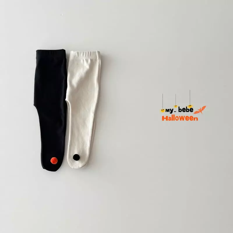 My Bebe - Korean Baby Fashion - #babyfever - Halloween Pong Pong Foot Leggings - 4