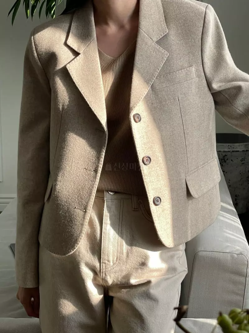 Nan - Korean Women Fashion - #momslook - Bread Jacket - 3